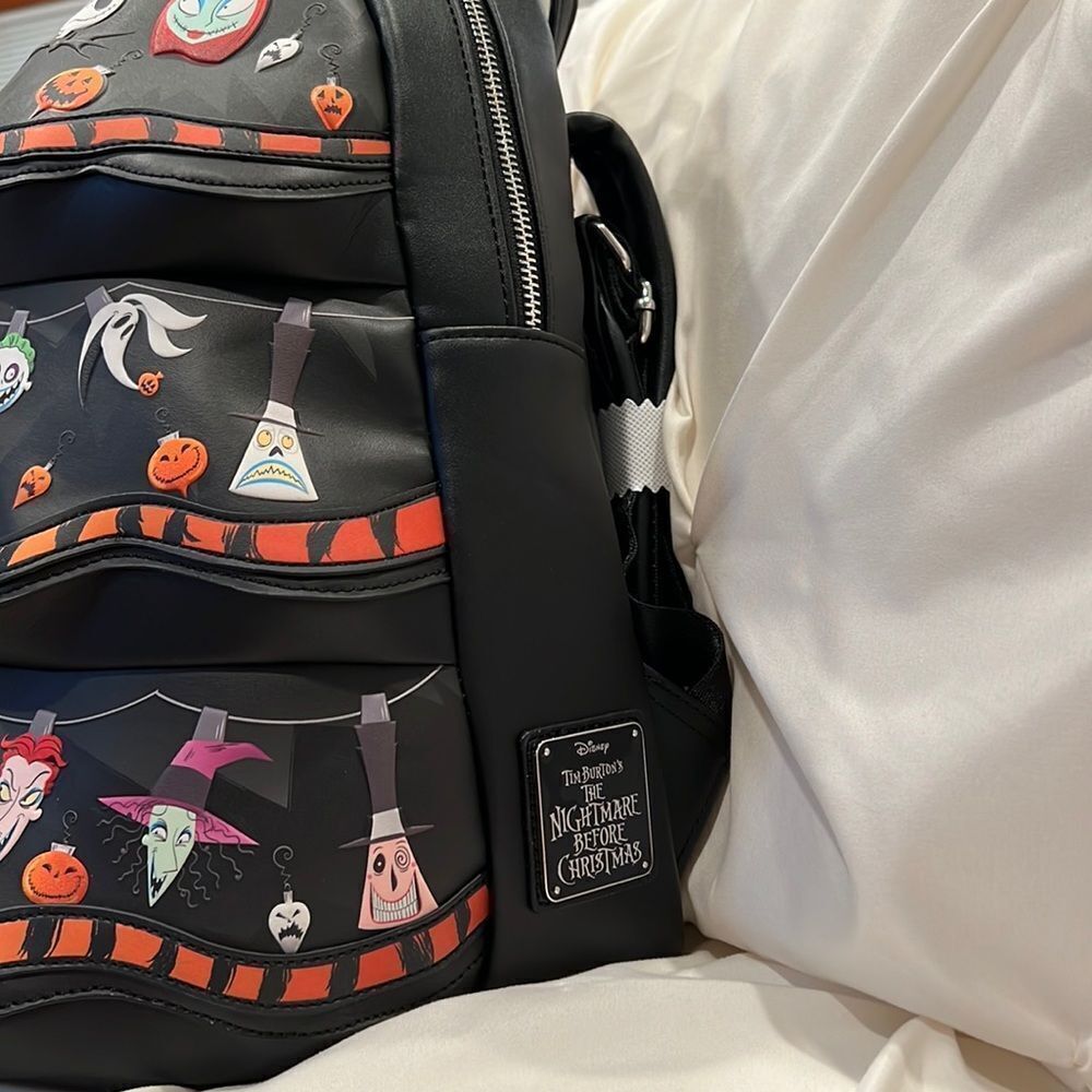 Loungefly Disney Nightmare Before Christmas Lights GLOW Tree Mini Backpack NWT - Picture 5 of 9